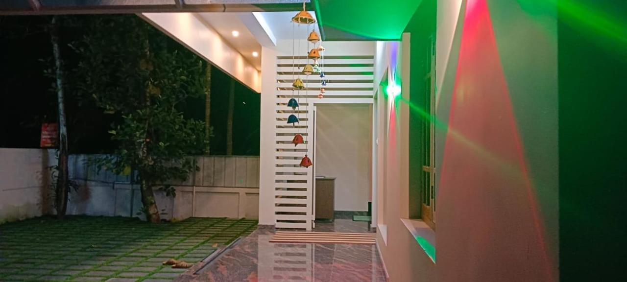 Sree Valsam Inn Bed Breakfast Alappuzha Exterior foto