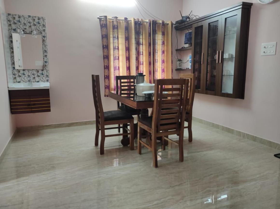 Sree Valsam Inn Bed Breakfast Alappuzha Exterior foto